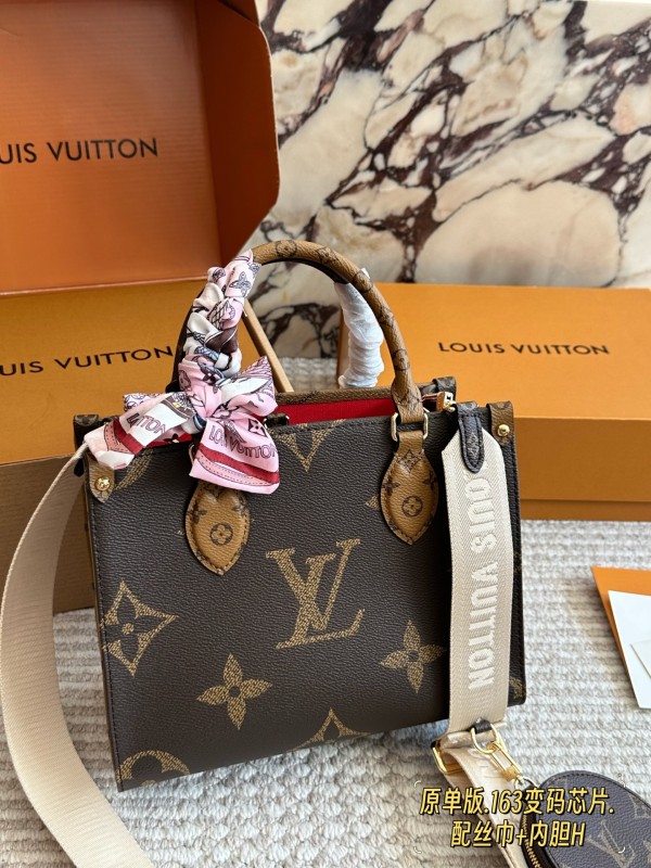 Louis Vuitton OnTheGo PM